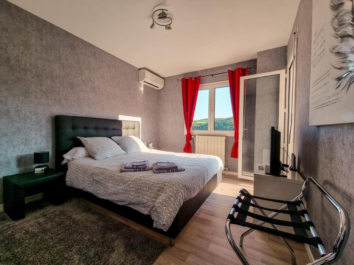Wine Passion Panoramic Hotell Chavanay Eksteriør bilde